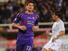 Mario Gomez (l.) will mit Florenz möglichst weit in der Europa League kommen