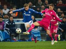 Bei Schalke bekommen junge Talente wie der 19-Jährige Felix Platte (l) eine Chance