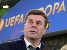Wolfsburgs Trainer Dieter Hecking muss mit seinem Team nach Lissabon reisen