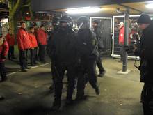 In Stuttgart wurden mehrere Polizisten verletzt