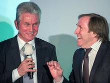 Günter Netzer (r.) hielt die Laudatio bei der Preisübergabe für Jupp Heynckes