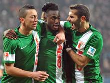 Abdul Rahman Baba (M.) führt sich beim FC Augsburg sehr wohl