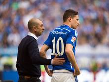 Schalke-Star Julian Draxler (r.) hält viel von Trainer Roberto Di Matteo