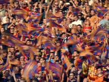 Die Party der Fans des FC Barcelona begann schon im Olympiastadion.
