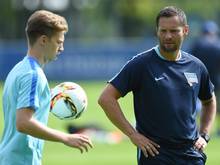 Hertha-Trainer Pal Dardai setzt große Hoffnungen auf Mitchell Weiser