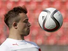 Xherdan Shaqiri ist wegen einer Sperre aus Italien noch nicht für Stoke City spielberechtigt