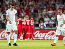 Robin van Persie (l.) und Wesley Sneijder sind geknickt
