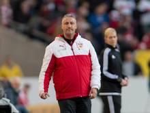 Jürgen Kramny bleibt bis zur Winterpause VfB-Trainer