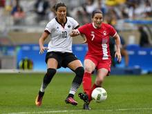 Dzsenifer Marozsán (l.) musste im Halbfinale ausgewechselt werden
