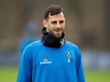 Mergim Mavraj feierte beim 5:0-Sieg der Hamburger sein Debüt im HSV-Trikot