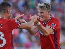 Bastian Schweinsteiger (r.) ist Kapitän der MLS-Allstars
