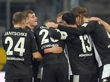 Borussia Mönchengladbach setzte sich gegen den FC Augsburg mit 2:0 durch