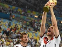 Per Mertesacker im Moment seines größten sportlichen Erfolgs