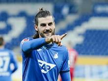 Hoffenheims Torschütze Florian Grillitsch jubelt über sein Tor zum 2:1