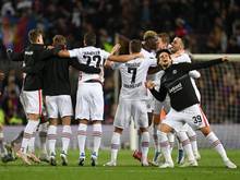 Das Team von Eintracht Frankfurt erreichte in der Europa League das Halbfinale. Foto: Arne Dedert/dpa