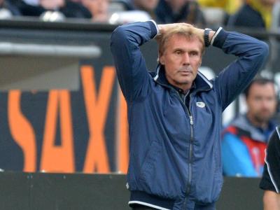 Noch ist Rudi Bommer Trainer beim FC Energie Cottbus Noch ist Rudi Bommer Trainer beim FC Energie Cottbus