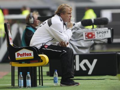 Michael Büskens wird ein wenig Druck genommen Michael Büskens wird ein wenig Druck genommen