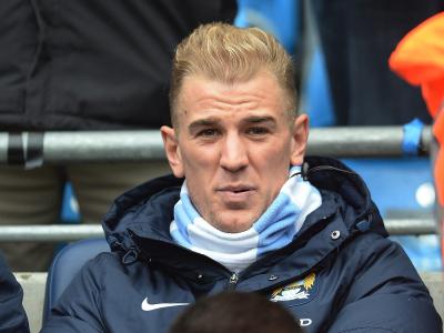 Bei den Spielen von Manchester City sitzt Joe Hart derezeit nur auf der Tribüne Bei den Spielen von Manchester City sitzt Joe Hart derezeit nur auf der Tribüne