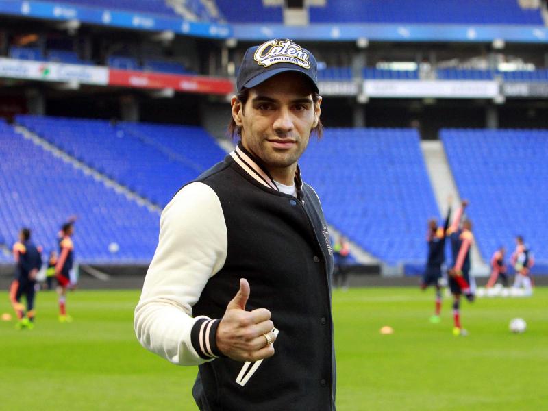 Kolumbiens Star Radamel Falcao hat einen WM-Start noch nicht abgeschrieben Kolumbiens Star Radamel Falcao hat einen WM-Start noch nicht abgeschrieben
