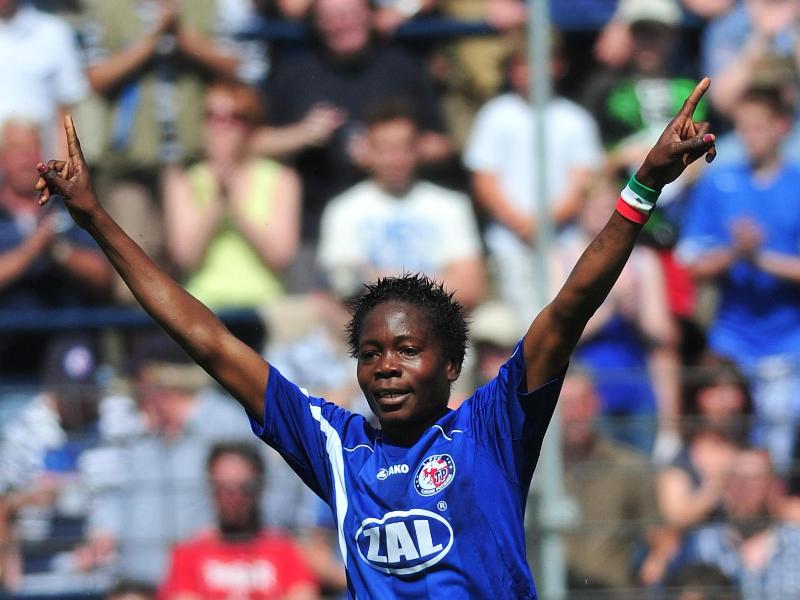 Allein Genoveva Anonma erzielte sechs Treffer für Potsdam beim 12:0-Kantersieg gegen Schlusslicht VfL Sindelfingen Allein Genoveva Anonma erzielte sechs Treffer für Potsdam beim 12:0-Kantersieg gegen Schlusslicht VfL Sindelfingen