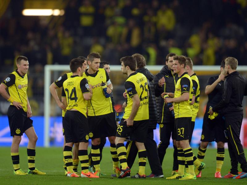 Die Dortmunder Spieler waren nach dem Viertelfinaleinzug unzufrieden mit der negativen Reaktion einiger Fans. Foto: Federico Gambarini
