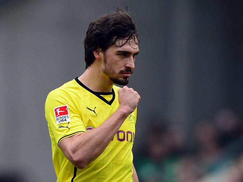 Mats Hummels ist genervt von den Diskussionen um die Vormachtstellung des FCB Mats Hummels ist genervt von den Diskussionen um die Vormachtstellung des FCB