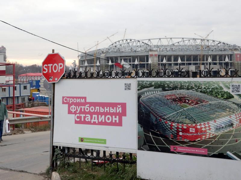 Mit der Partie Spartak Moskau gegen Dynamo Kiew sollte das neue Stadion am 24. Juli eingeweiht werden