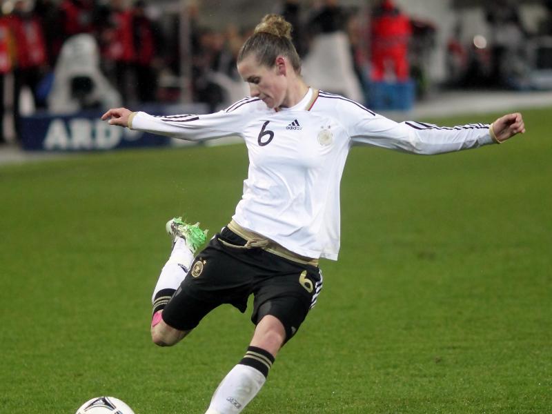 Simone Laudehr, Antreiberin im DFB-Mittelfeld, erzielte den Ausgleich. Foto: Jens Wolf