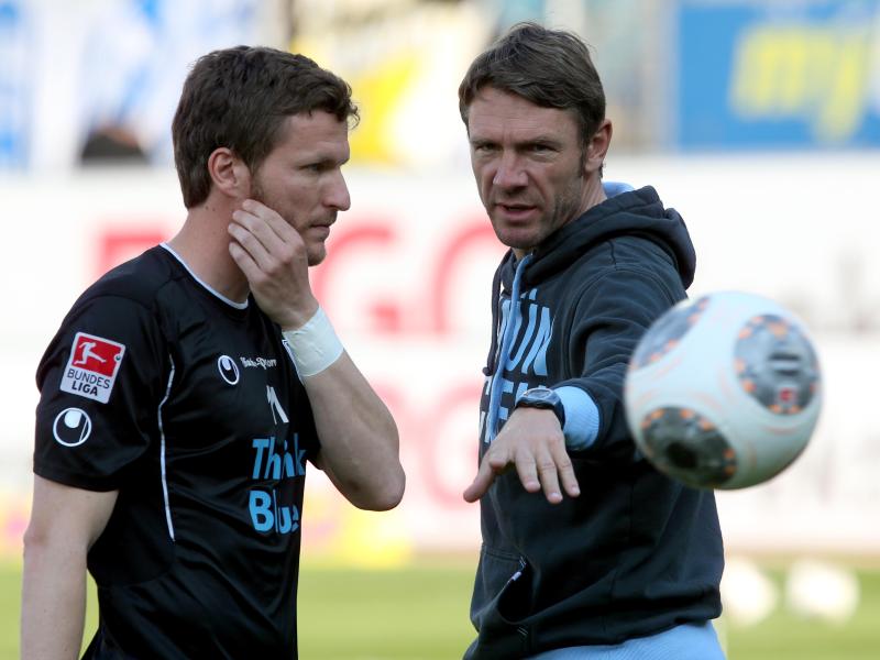 Münchens Interims-Trainer Markus von Ahlen (r.) mit Benjamin Lauth