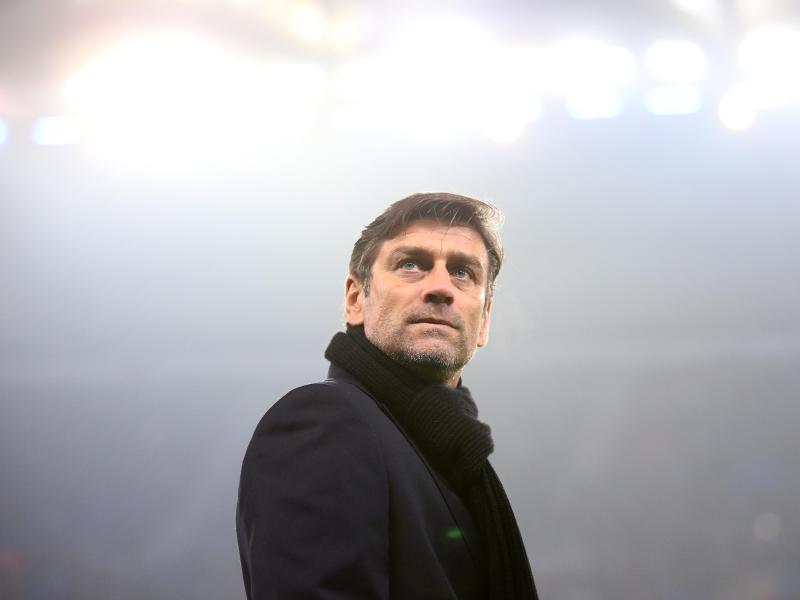 HSV-Sportchef Oliver Kreuzer glaubt an einen lustlosen Gegner am Samstag. Foto: Christian Charisius HSV-Sportchef Oliver Kreuzer glaubt an einen lustlosen Gegner am Samstag. Foto: Christian Charisius