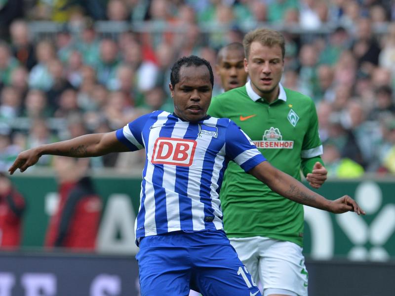 Ronny verletzte sich gegen Bremen am Fuß Ronny verletzte sich gegen Bremen am Fuß