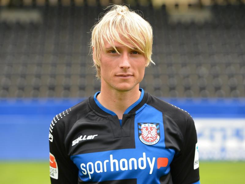 Tim Heubach hat für drei Jahre beim 1. FC Kaiserslautern unterschrieben