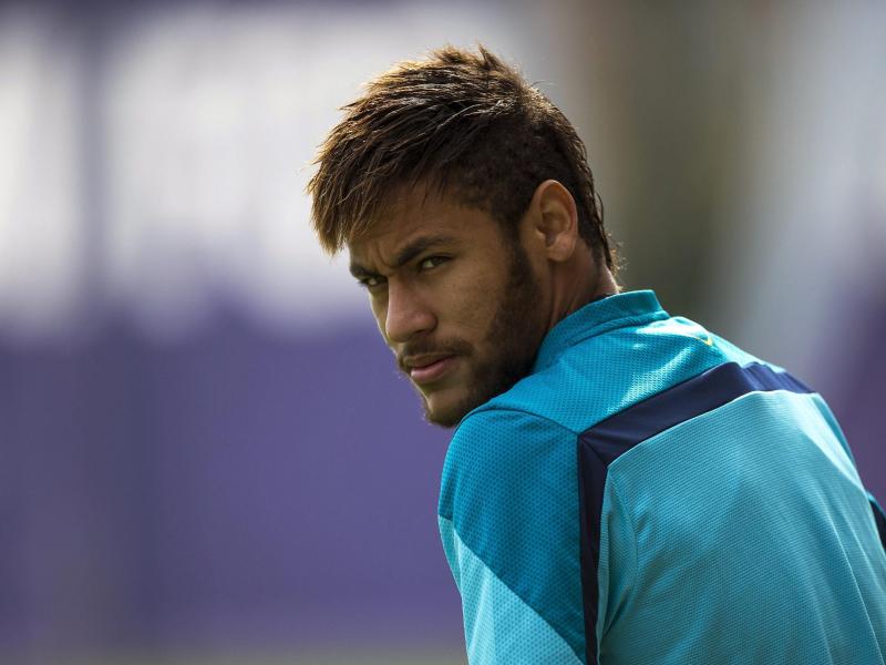 Der Wechsel von Neymar zum FC Barcelona wird untersucht