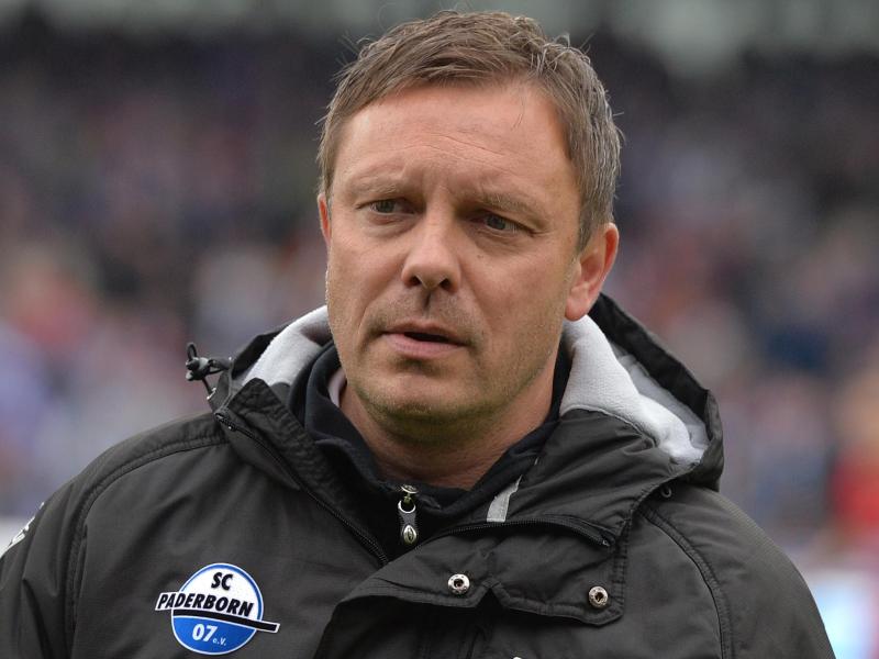 Trainer Andre Breitenreiter führt den SC Paderborn ins erste Bundesliga-Heimspiel der Vereinsgeschichte