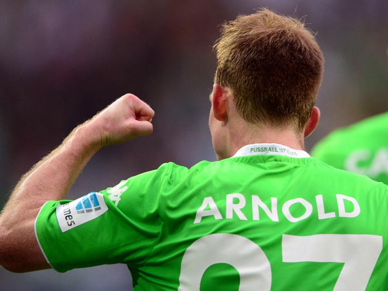 Auch Wolfsburgs Maximilian Arnold freut sich auf die Spiele in der Europa League. Foto: Peter Steffen