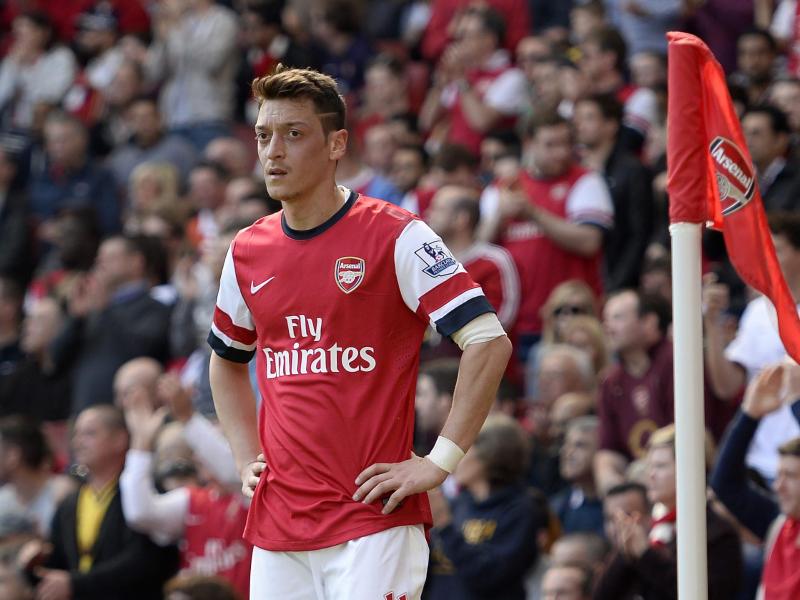 Mesut Özil musste sich in den letzten Wochen viel Kritik anhören