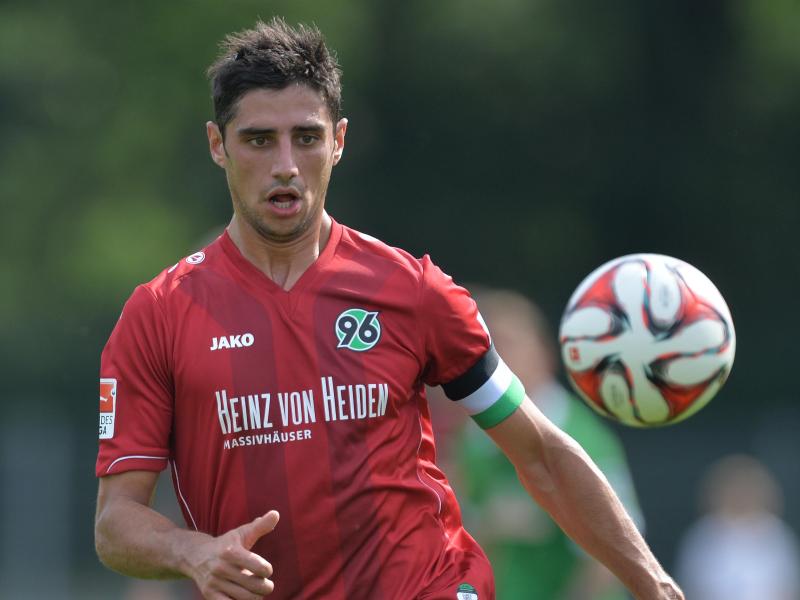 Lars Stindl steht bei Hannover 96 vor der Rückkehr aufs Spielfeld Lars Stindl steht bei Hannover 96 vor der Rückkehr aufs Spielfeld