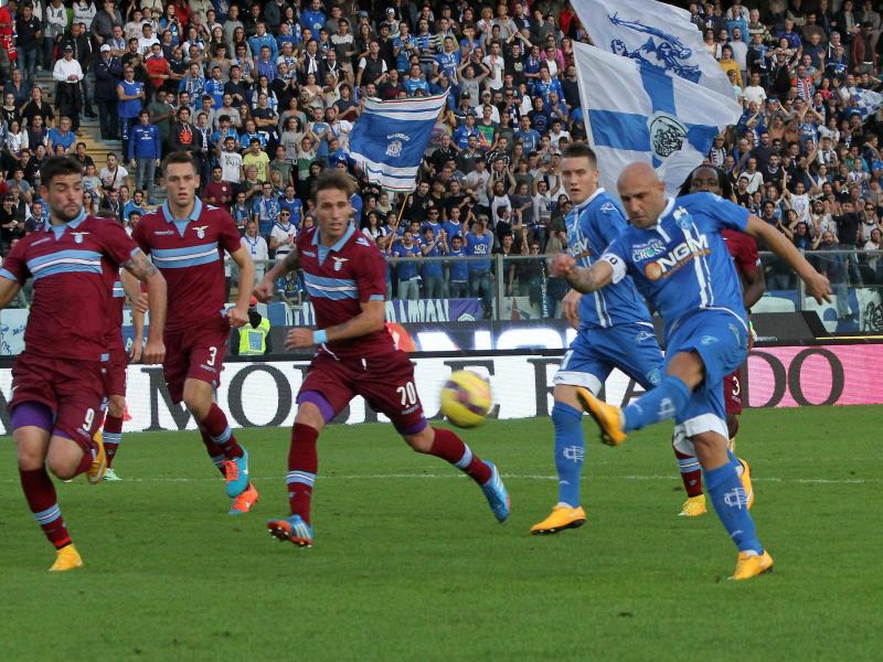 Massimo Maccarone (r.) erzielte das 2:0 für Aufsteiger Empoli gegen Lazio Rom