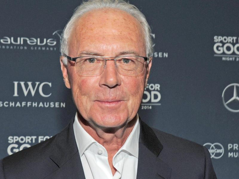 Franz Beckenbauer soll unter Verdacht stehen, gegen den FIFA-Ethikcode verstoßen zu haben