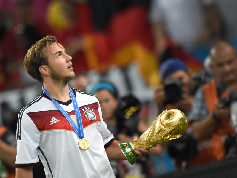 WM-Held Mario Götze will bald auch die EM-Trophäe in den Händen halten