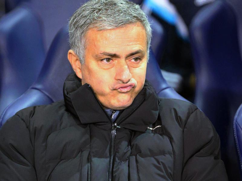 Chelseas Coach José Mourinho hat wieder Ärger mit der FA
