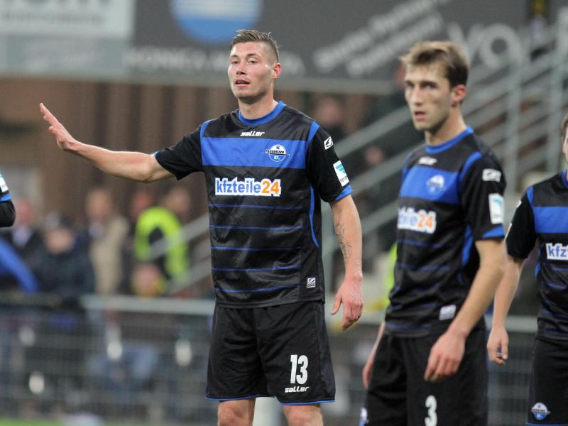 Christian Strohdiek (l.) wurde bei einem Autounfall leicht verletzt Christian Strohdiek (l.) wurde bei einem Autounfall leicht verletzt