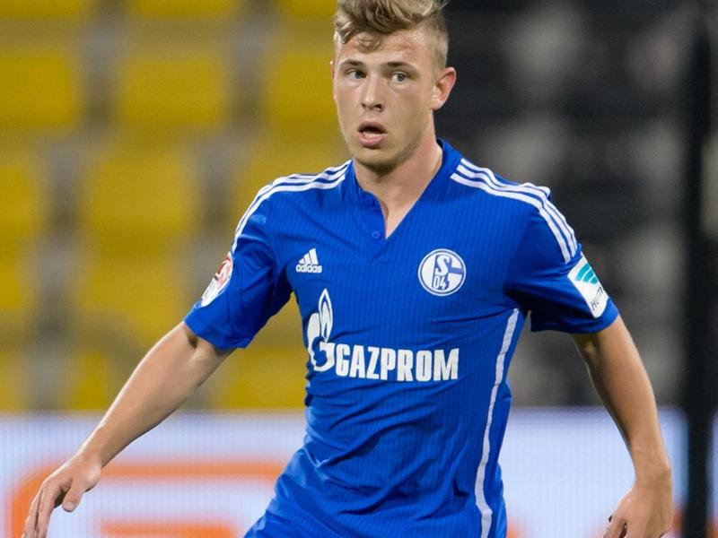 Max Meyer soll bei Schalke behutsam aufgebaut werden Max Meyer soll bei Schalke behutsam aufgebaut werden