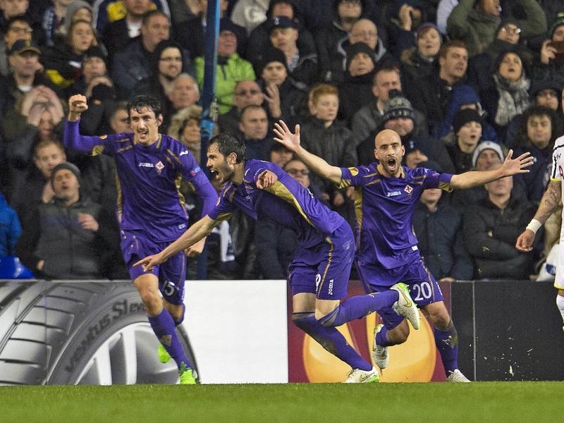 Der Ausgleich durch Jose Maria Basanta (M). beschert Fiorentina eine gute Ausgangslage für das Rückspiel