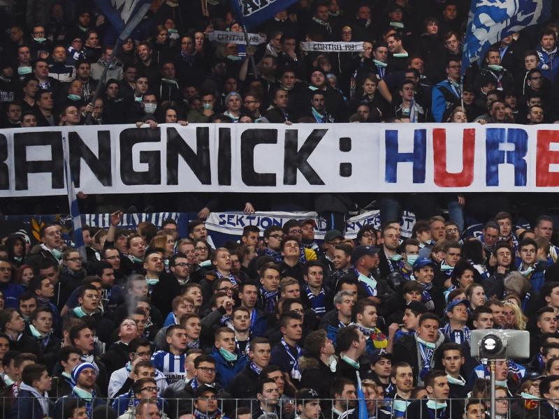 KSC-Fans beleidigten mit einem Transparent: «Rangnick: Hure des modernen Fussballs!»