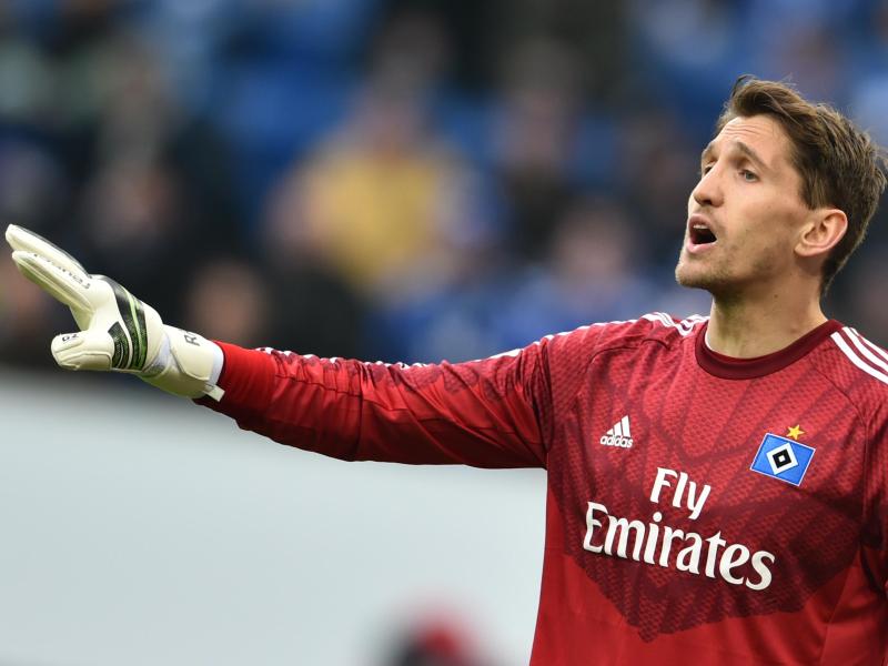 Hamburg spielt in Leverkusen wieder mit Torwart René Adler Hamburg spielt in Leverkusen wieder mit Torwart René Adler