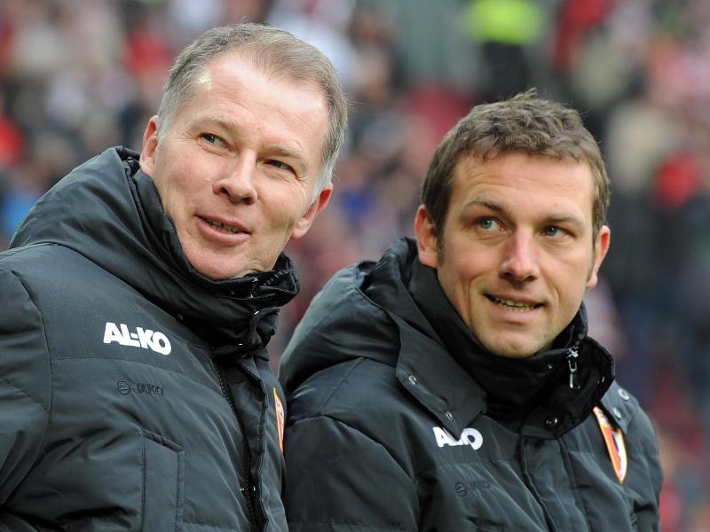 Trainer Markus Weinzierl und Manager Stefan Reuter haben langfristig beim FC Augsburg verlängert