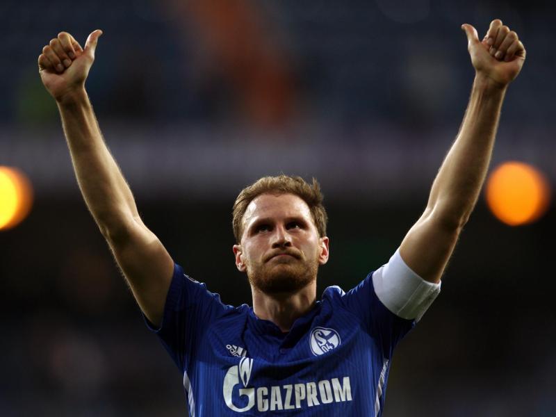 Benedikt Höwedes hat noch bis 2017 einen Vertrag beim FC Schalke - mit einer Ausstiegsklausel