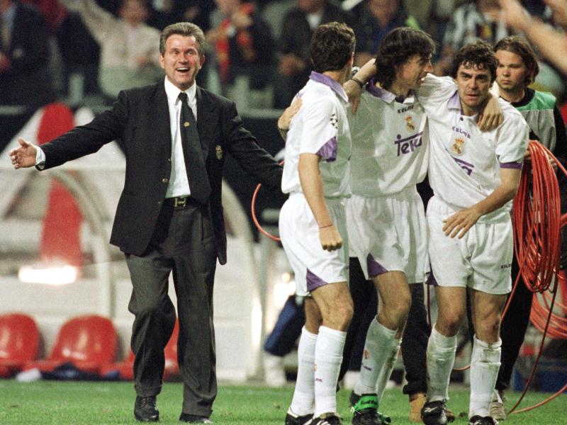 Jupp Heynckes feiert mit Real Madrid 1998 den Sieg in der Champions League