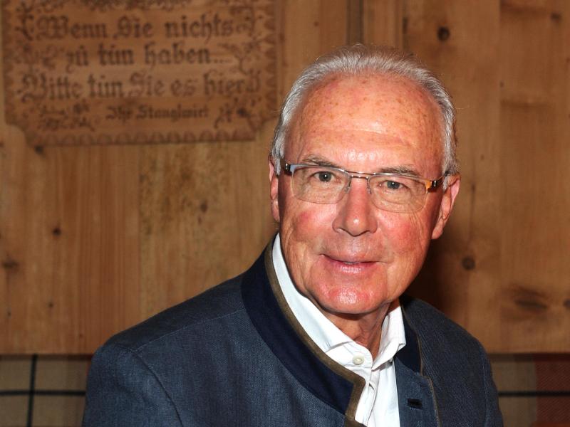 Franz Beckenbauer kritisiert die UEFA